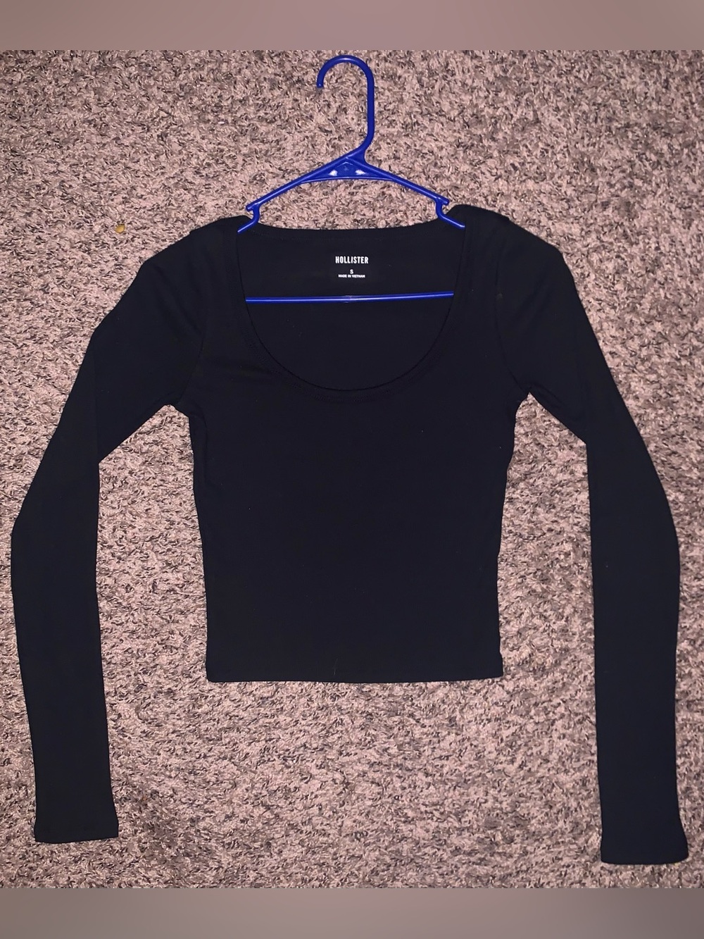 Hollister Black Long Sleeve Scoop-Neck Slim Top